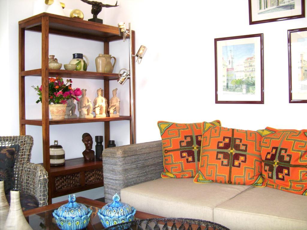 Elegant S. Miguel Apartment Lisbon Room photo
